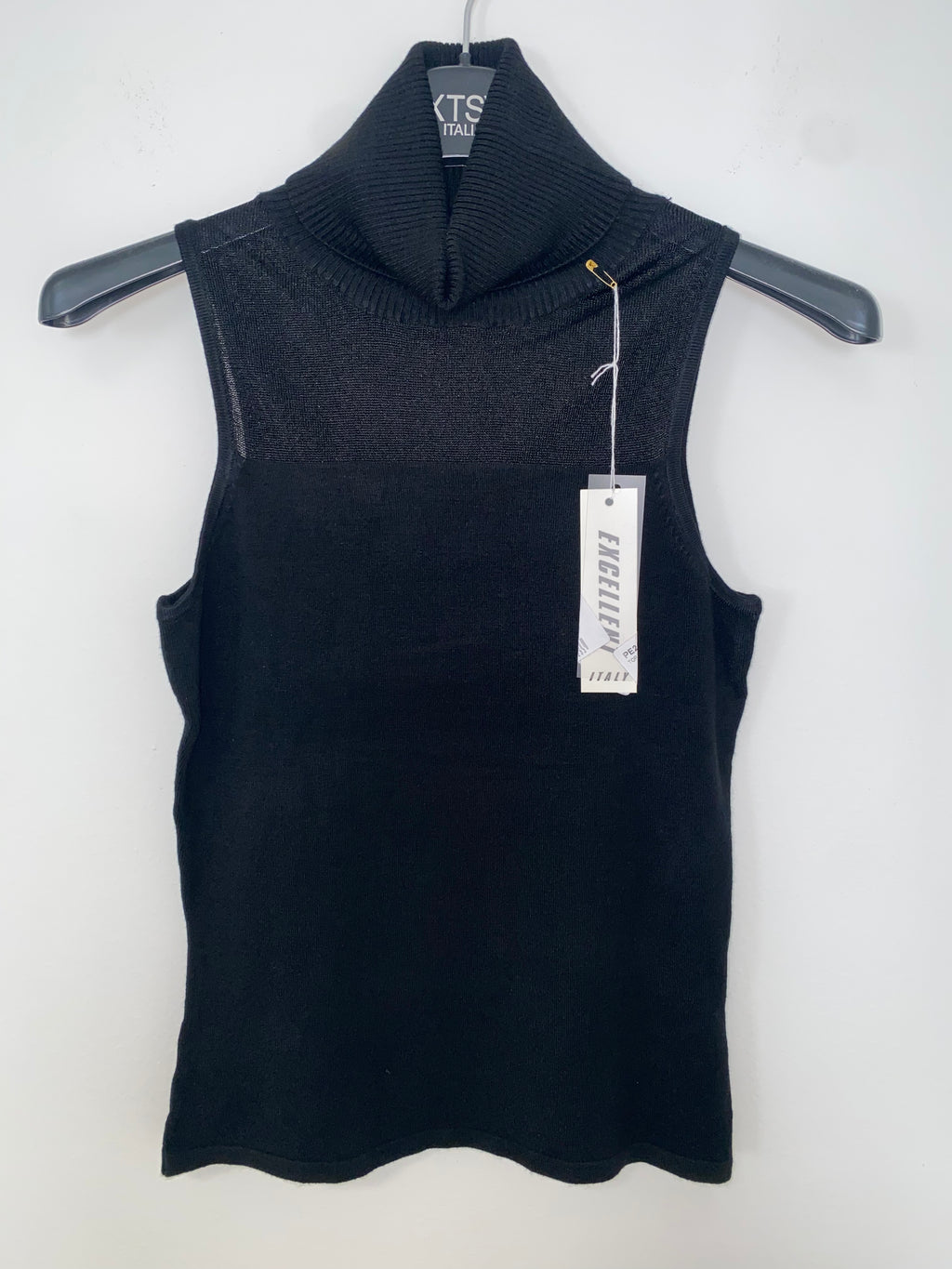 Top smanicato con collo alto - Excellent