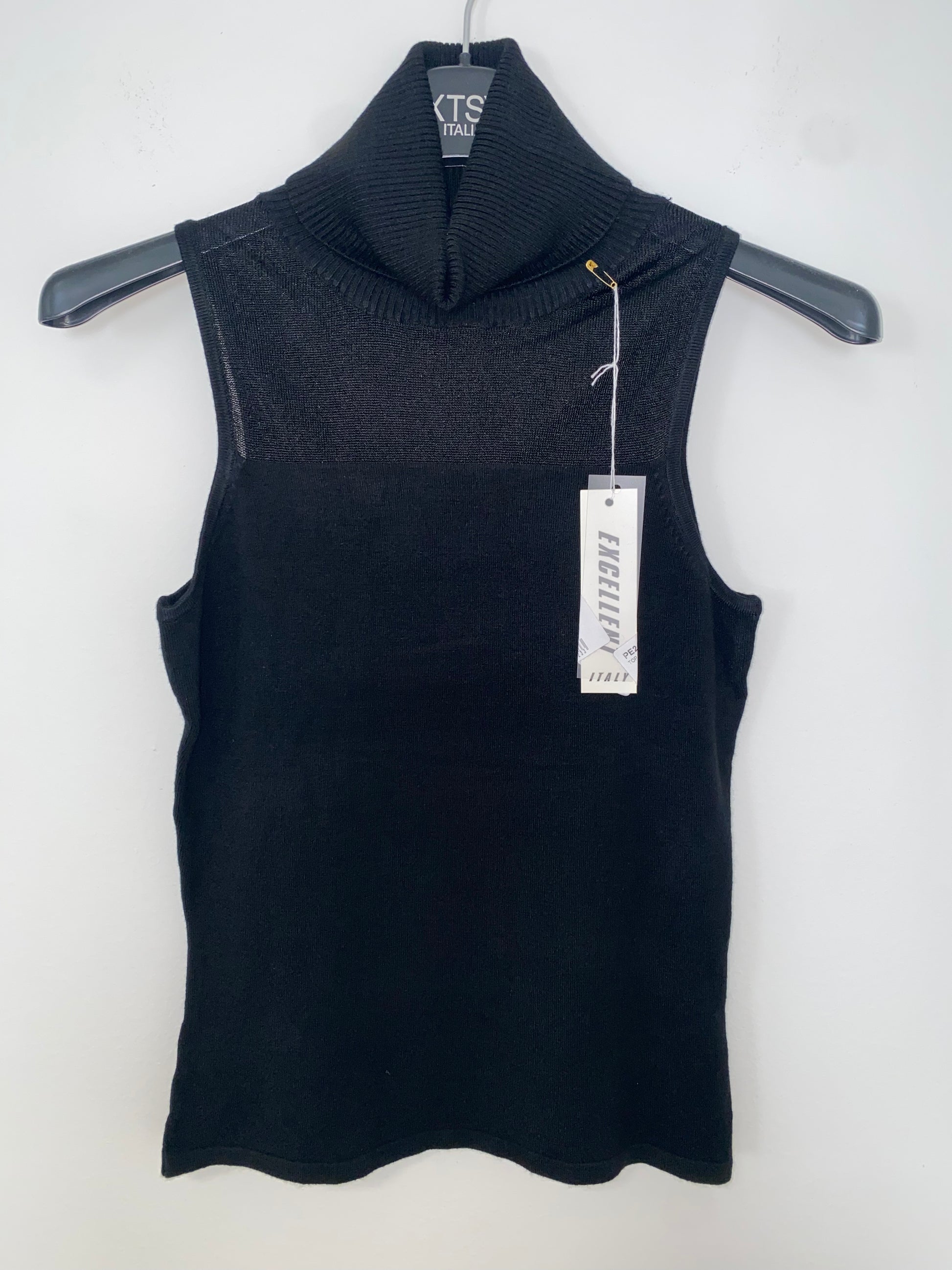 Top smanicato con collo alto - Excellent