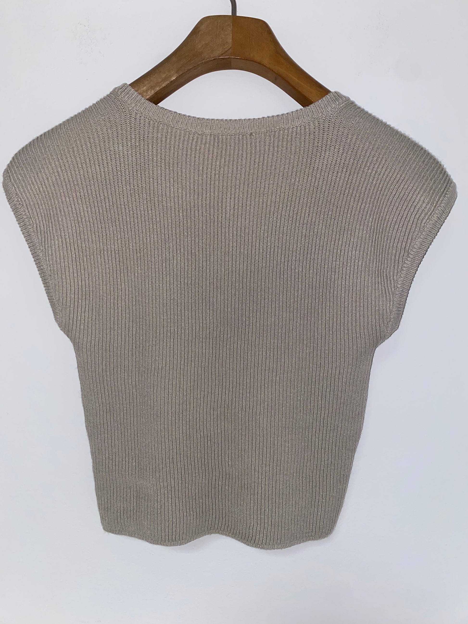 Top con bottoni sulle spalle - Vicolo